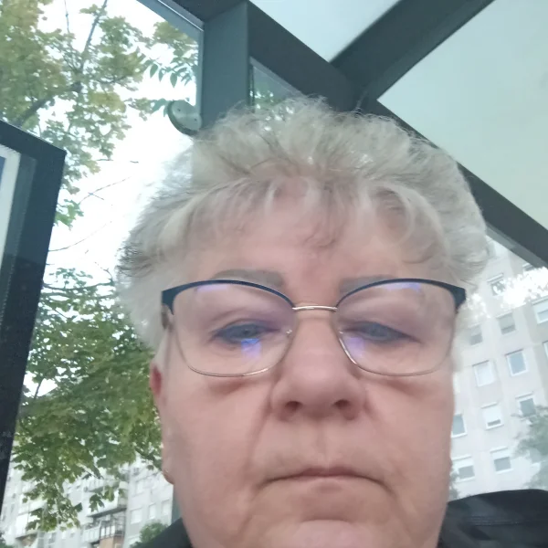 Tünde