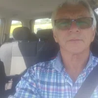 László