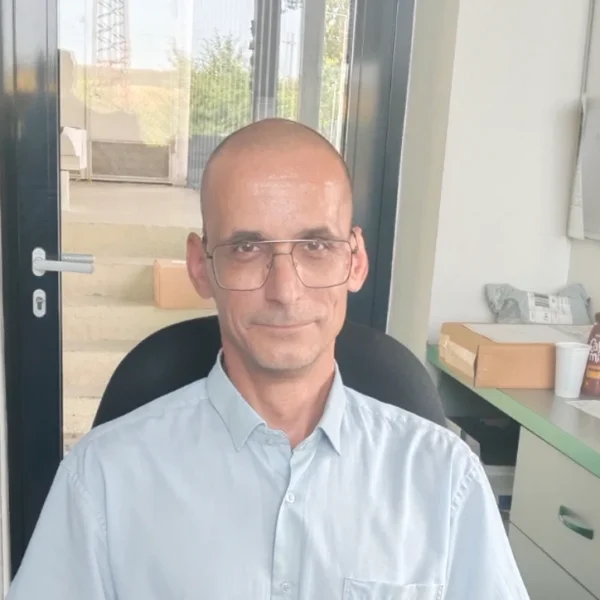 István