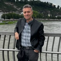 Tamás