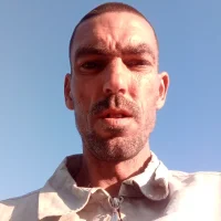 Jani, 40 éves Pécsi társkereső