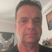 Gyula, 52 éves Győri társkereső