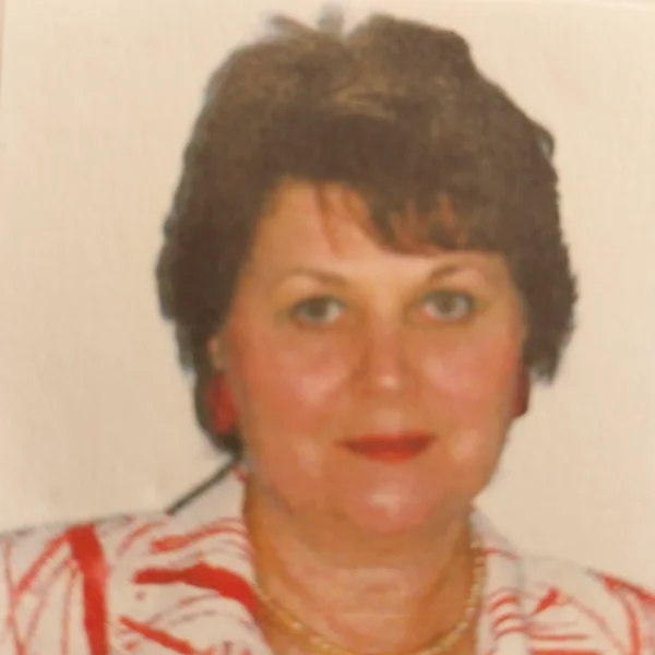 Éva Gyöngyi