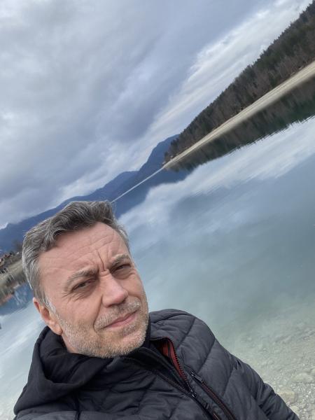 Tamás