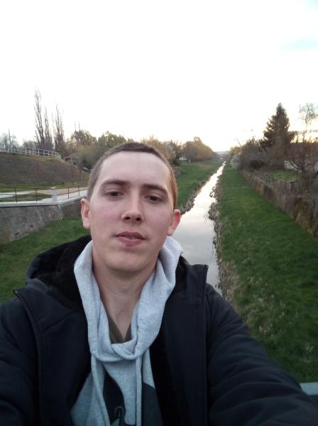 Zoli