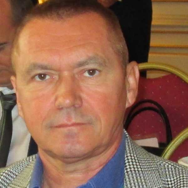 István