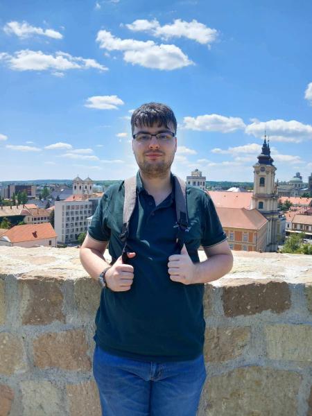 András