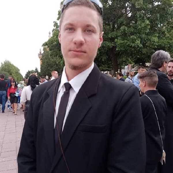 Zoli