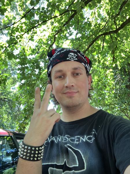 Ádám