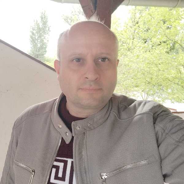 Róbert