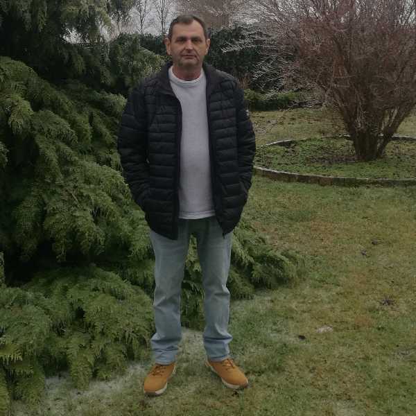 György