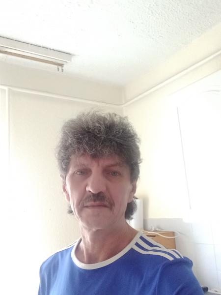 János