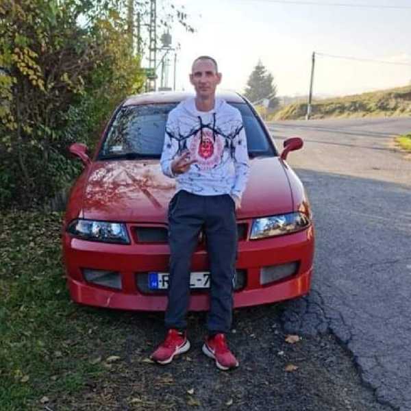 Zoli37