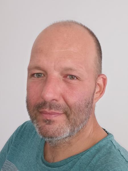 István
