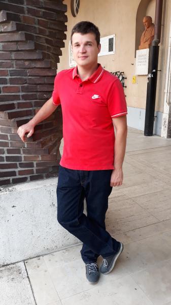 Márton