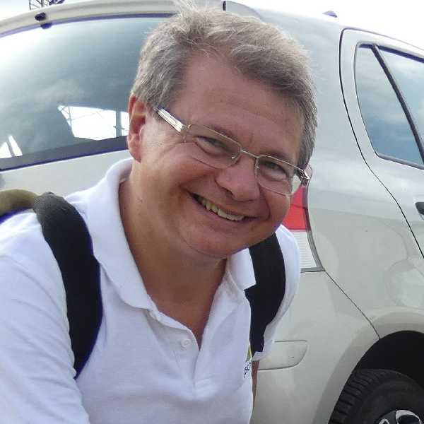 Tamás