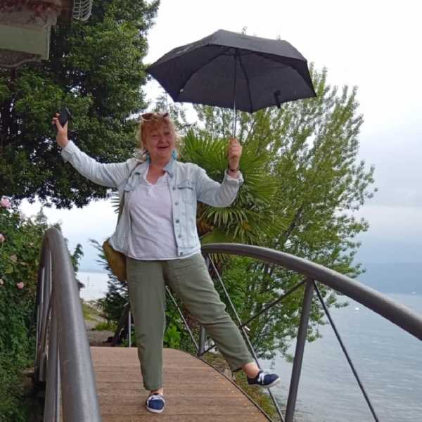 Mina, 66 éves Budapesti társkereső