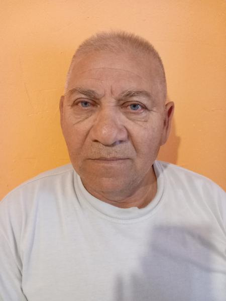 János