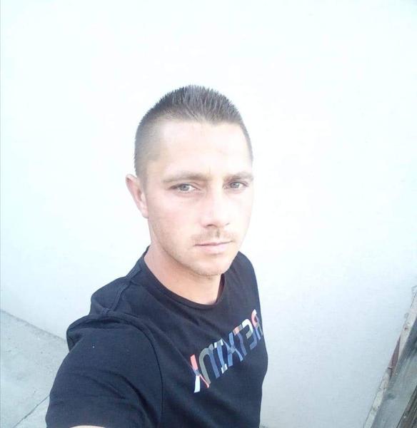 András