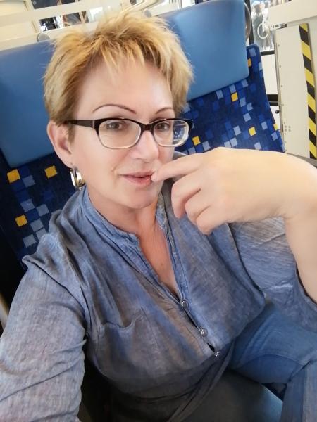Mária55