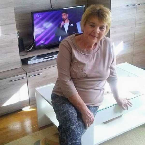 Éva
