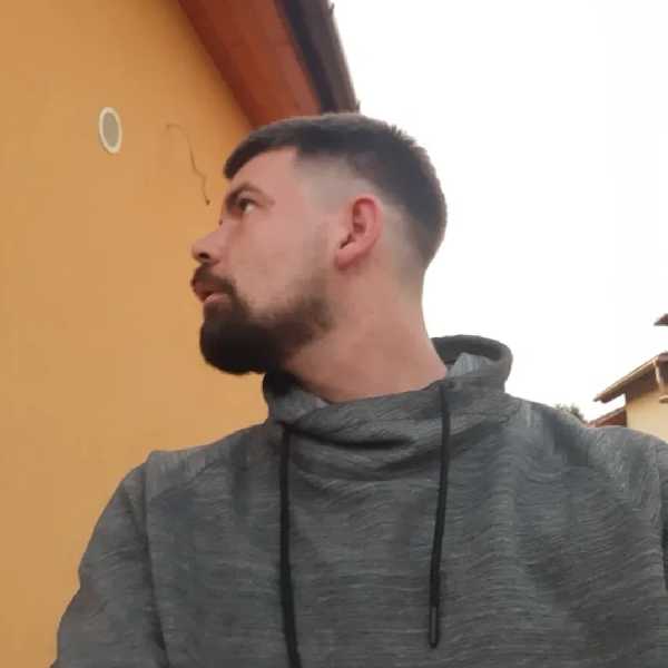 Martin 32