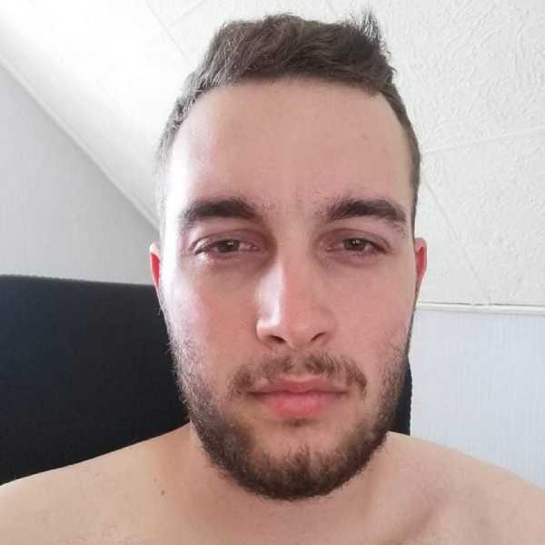 Péter