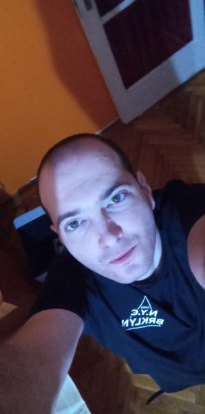 Tamás