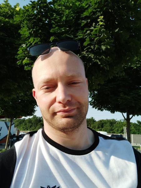 István