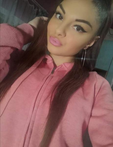 Csajszi01