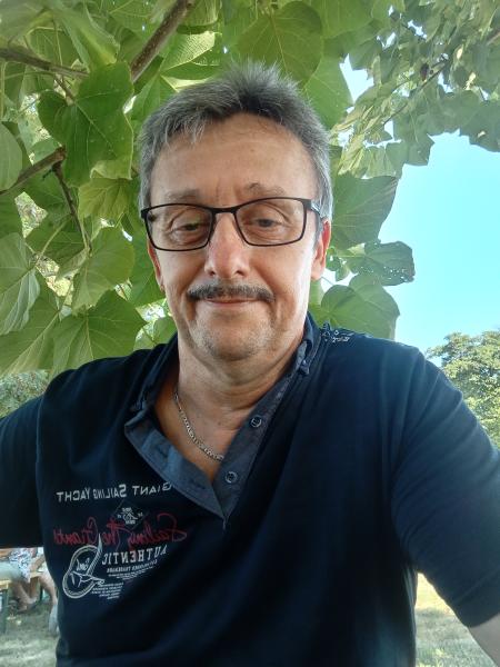 Béla