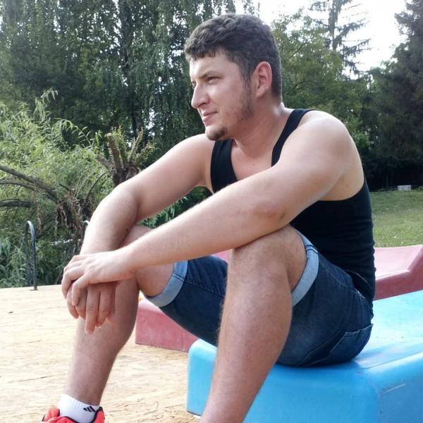 Tamás