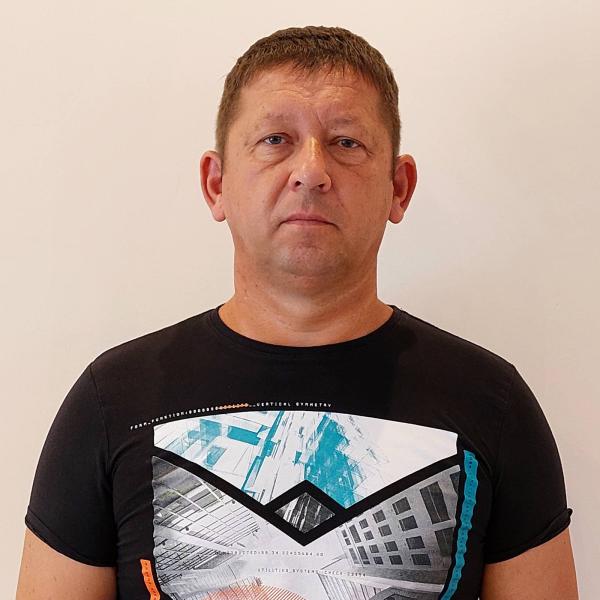 László