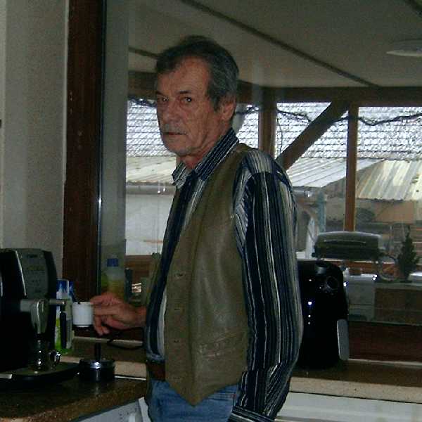 János