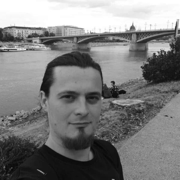 Péter, 35 éves igényes társkereső