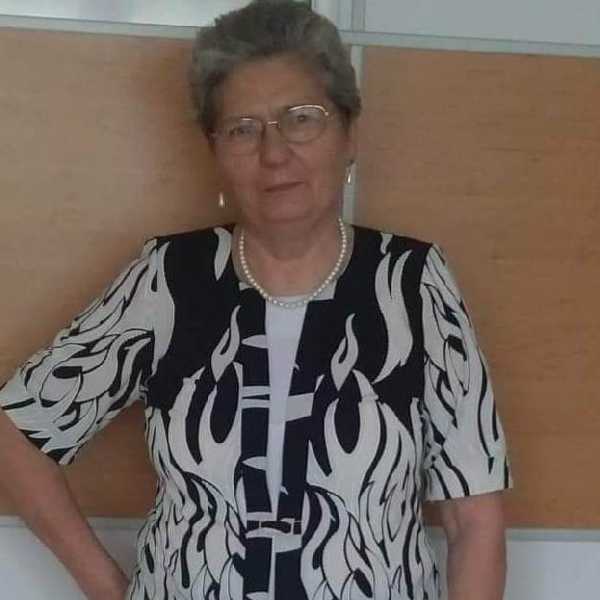Júlia