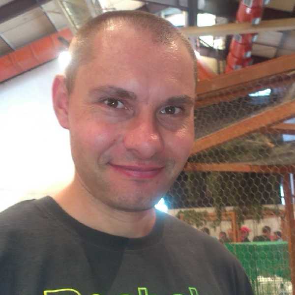 Péter