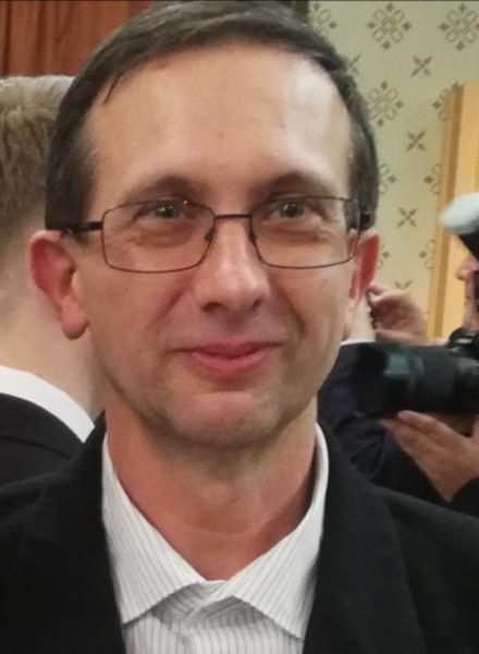 János