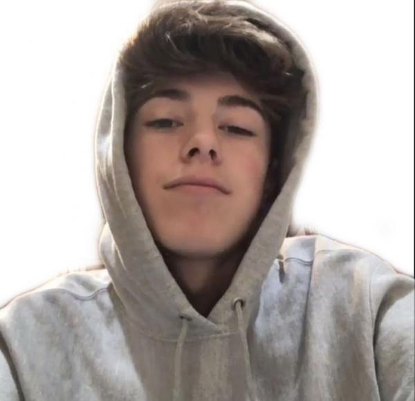 Ákos
